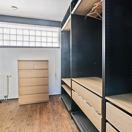 아파트 Industrial Loft Near The Center Of *