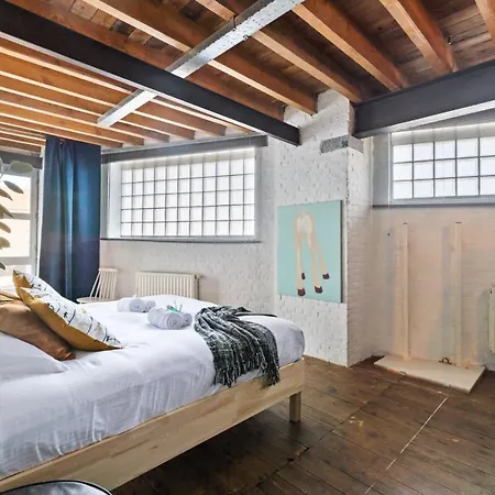아파트 Industrial Loft Near The Center Of 헨트